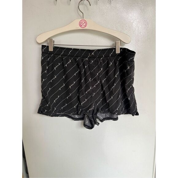 PINK Victoria’s Secret Sleep Shorts Woman’s Size Large - Picture 1 of 7